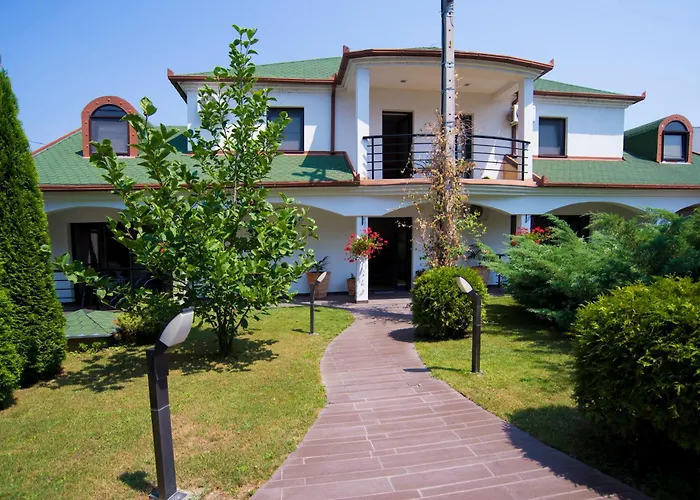 Guest House Panorama Aqualux With Free Parking